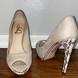 Joan & David Women’s Suede and Faux Snakeskin Heels Size 5